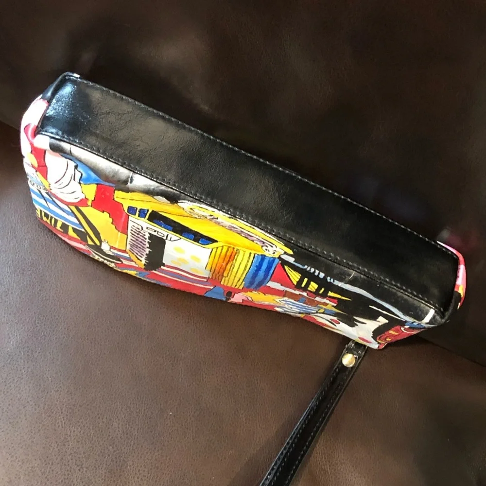 SHARIF 1827 ARTISTIC EXPRESSIONS NYC Statue Of Liberty Taxi Hand-painted Clutch